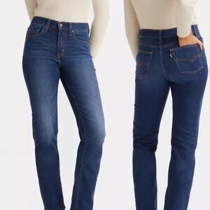 Levi’s 724 Sz 33 Womens High Rise Straight Raw Hem‎ Jeans Dark Wash Blue